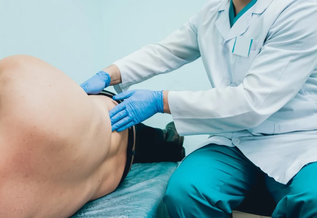 Jak wygląda badanie urologiczne u mężczyzn: przebieg krok po kroku